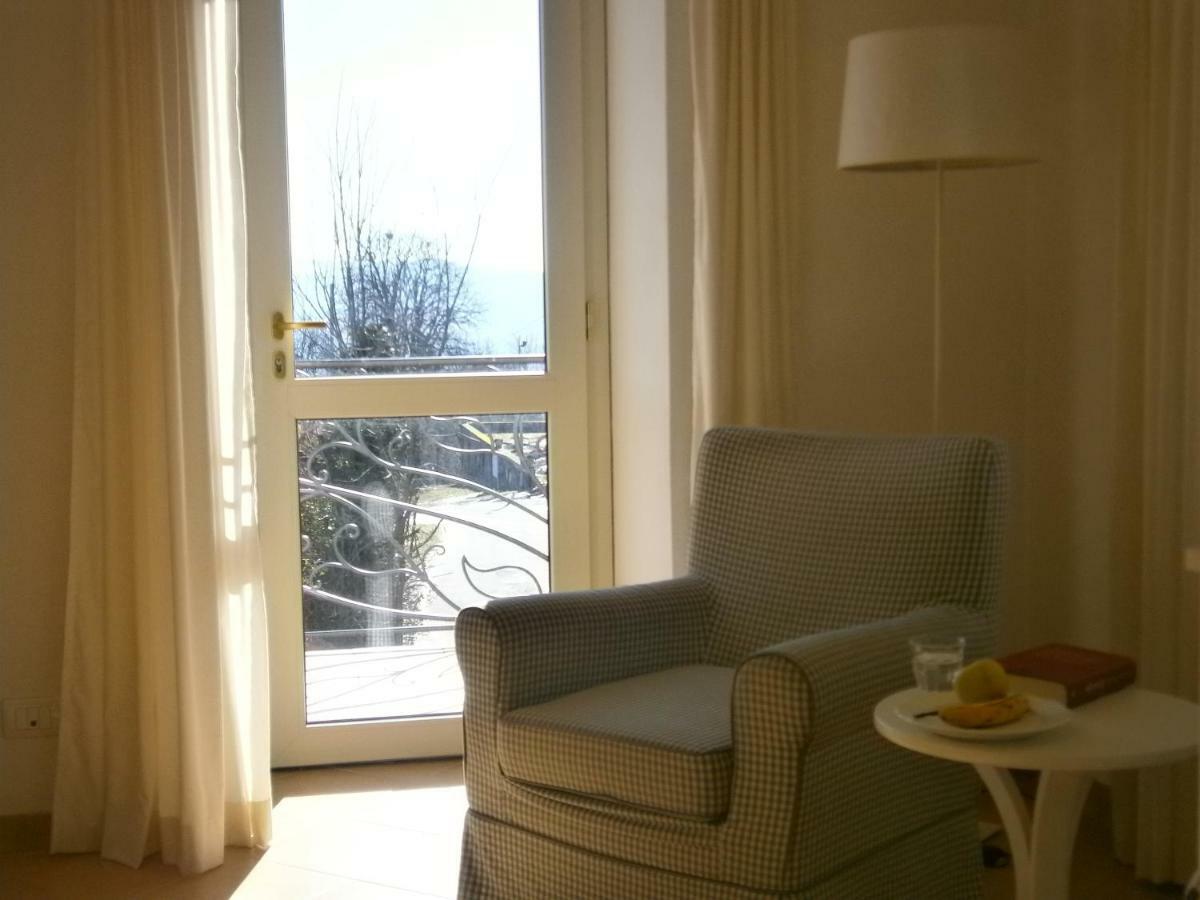Casa Caroline Apartment โอวาดา ภายนอก รูปภาพ