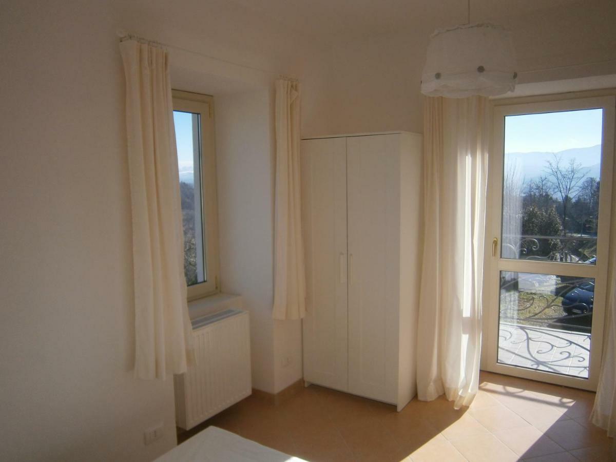 Casa Caroline Apartment โอวาดา ภายนอก รูปภาพ