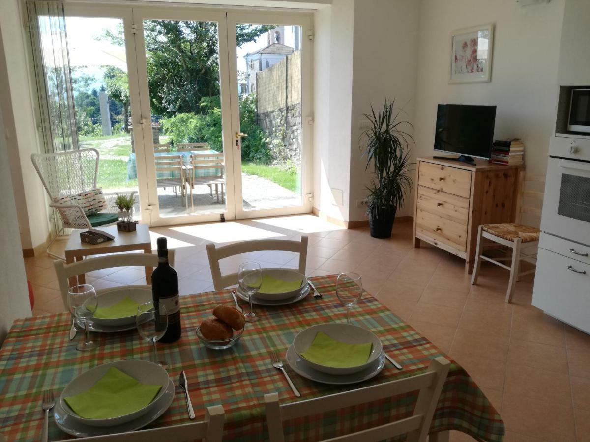 Casa Caroline Apartment โอวาดา ภายนอก รูปภาพ